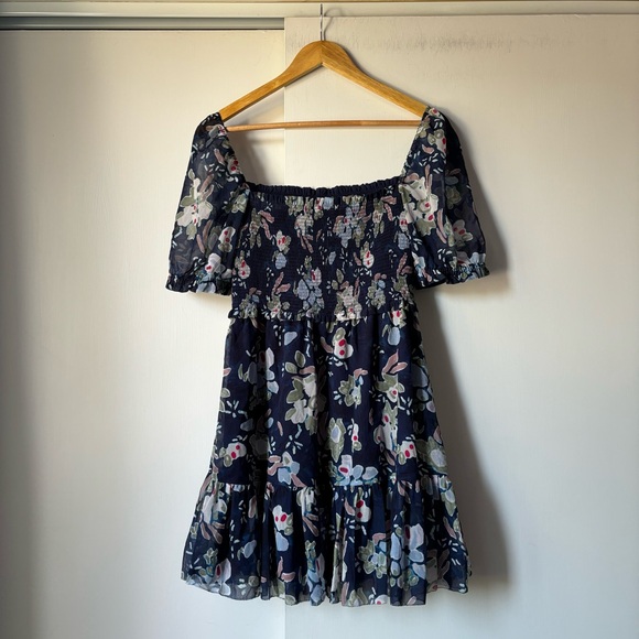 Aritzia Wilfred Laken Mini Chiffon Dress in Navy Floral Pattern - Picture 9 of 13